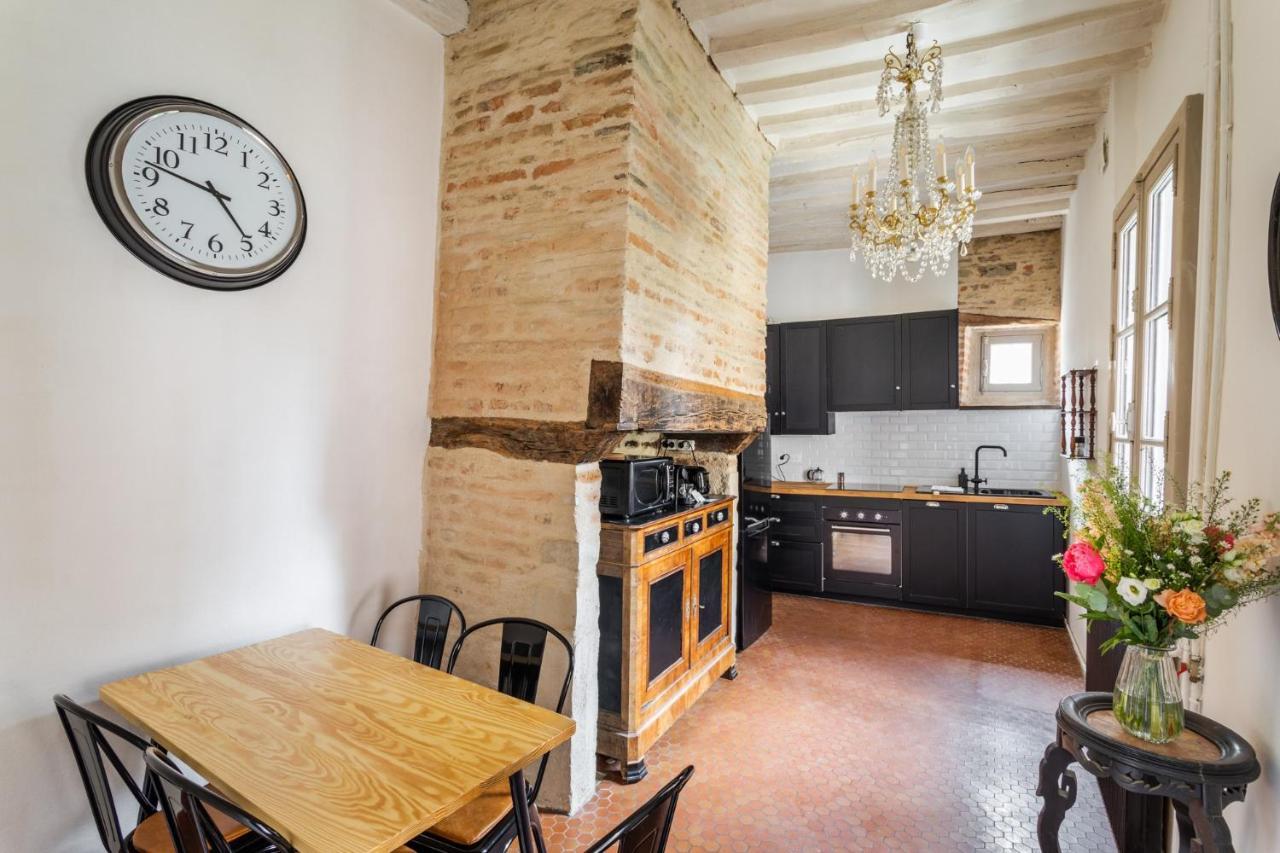 Dame De Coeur - Appartement Spacieux En Plein Centre Historique 렌 외부 사진