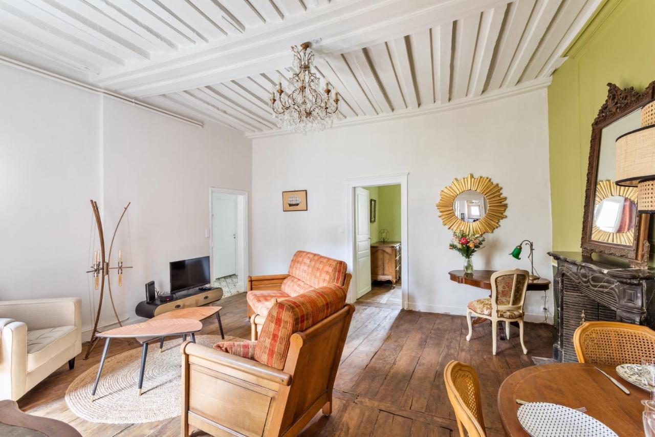 Dame De Coeur - Appartement Spacieux En Plein Centre Historique 렌 외부 사진