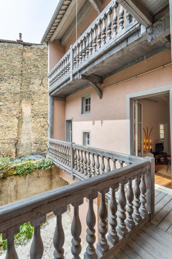 Dame De Coeur - Appartement Spacieux En Plein Centre Historique 렌 외부 사진