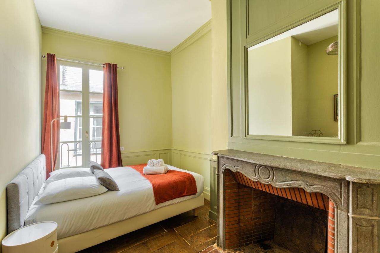 Dame De Coeur - Appartement Spacieux En Plein Centre Historique 렌 외부 사진